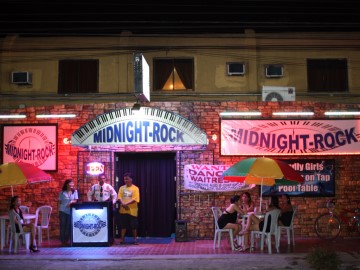 Nighttime Picture of MIDNIGHT ROCK BAR ,Balibago, Angeles City, Philippines